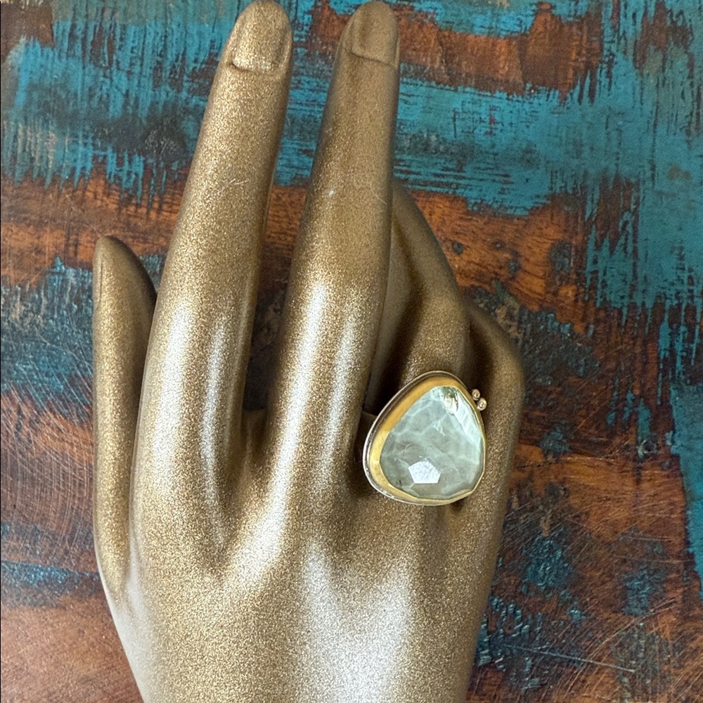 Ananda Khalsa Aquamarine Ring with 2 diamonds. New in box. - Picture 4 of 8